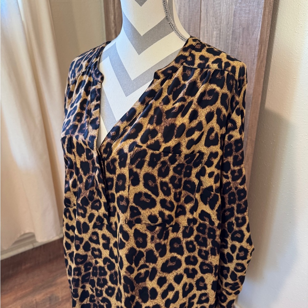 Blouse Torrid size 2 leopard animal print three quarter sleeve plus size 2XL - Picture 2 of 13